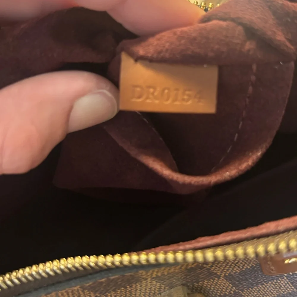 Louis Vuitton Belmont Damier Ebene shoulder handbag - Authentic without pochette